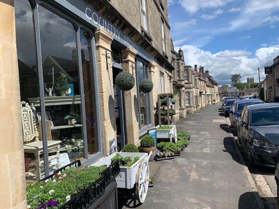 치펜햄 Cosy Cotswolds Retreat Near Bath & Castle Combe 아파트 외부 사진