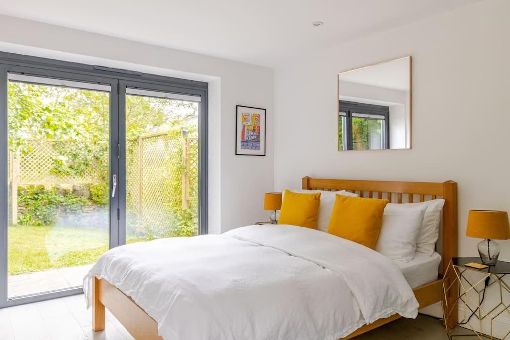 치펜햄 Cosy Cotswolds Retreat Near Bath & Castle Combe 아파트 외부 사진